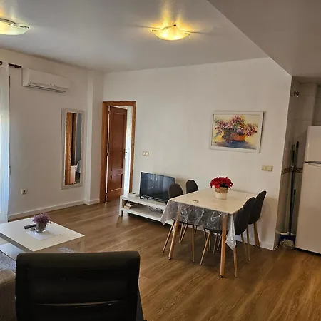 Plaza Apartament