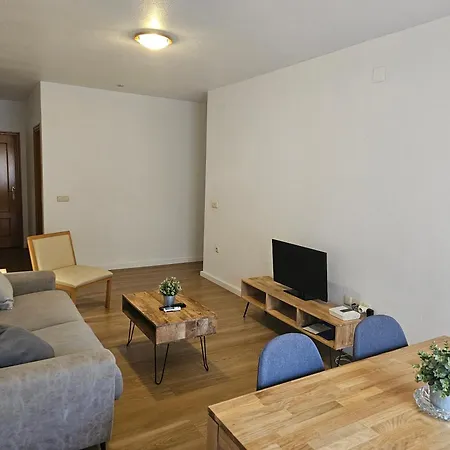 Vivienda Turistica Rafael Terol Apartment