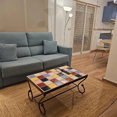 아파르타멘토스 플라자 아파트 *