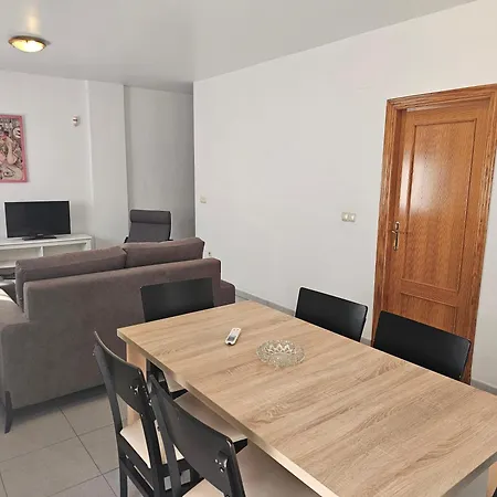 Vivienda Turistica Rafael Terol Apartment
