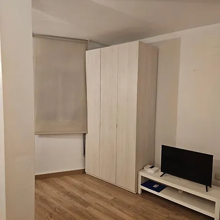 Vivienda Turistica Rafael Terol Apartment *
