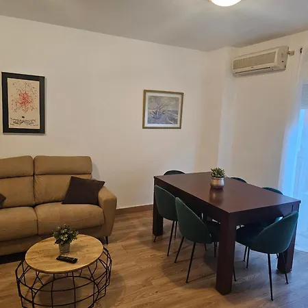 Vivienda Turistica Rafael Terol * Alicante