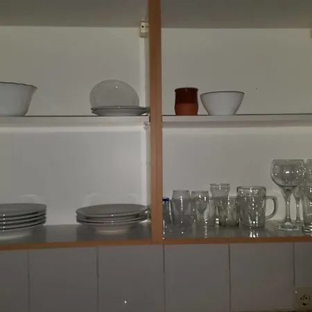 아파르타멘토스 플라자 *