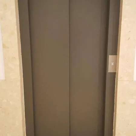 아파트 아파르타멘토스 플라자 *